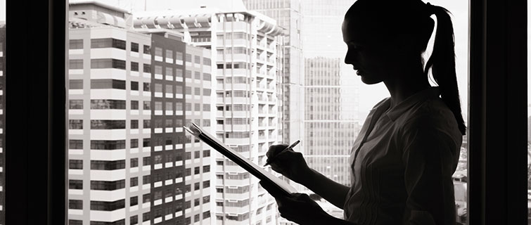 Real Estate Panel: Independent Investors Can Survive Big-Time Competition